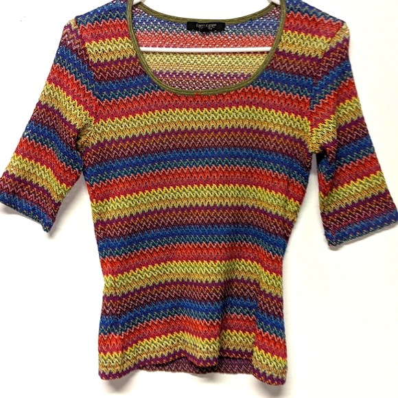 Multicolor Stretchy Mesh Fitted Top - Picture 1 of 5